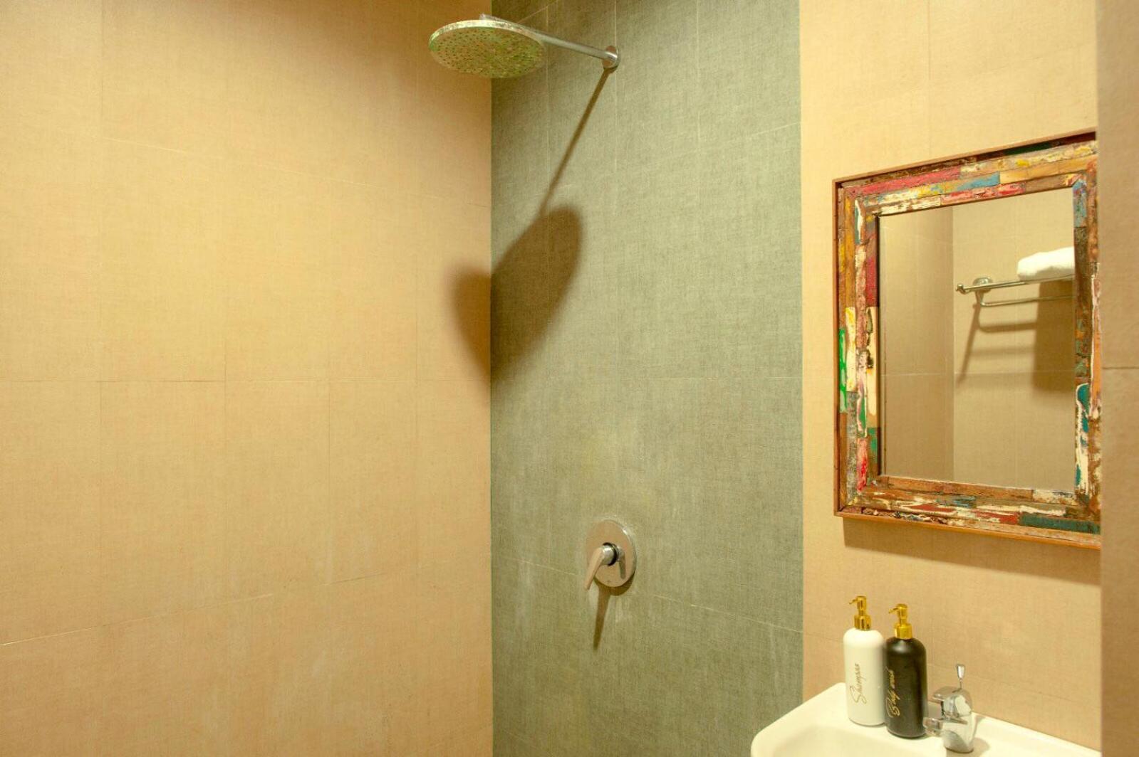 A7 Guesthouse Canggu Dış mekan fotoğraf